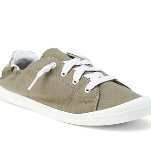 Time & Tru Scrunchback Shoe